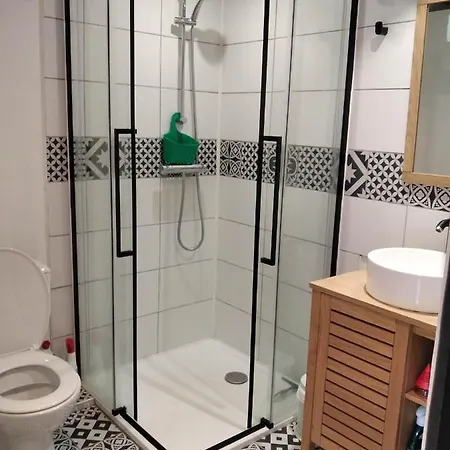 Apartment Studio A 1km De La De La Torche